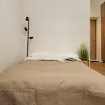Air Apartment 114