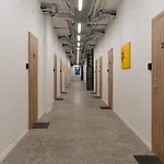 Air Apartment 114